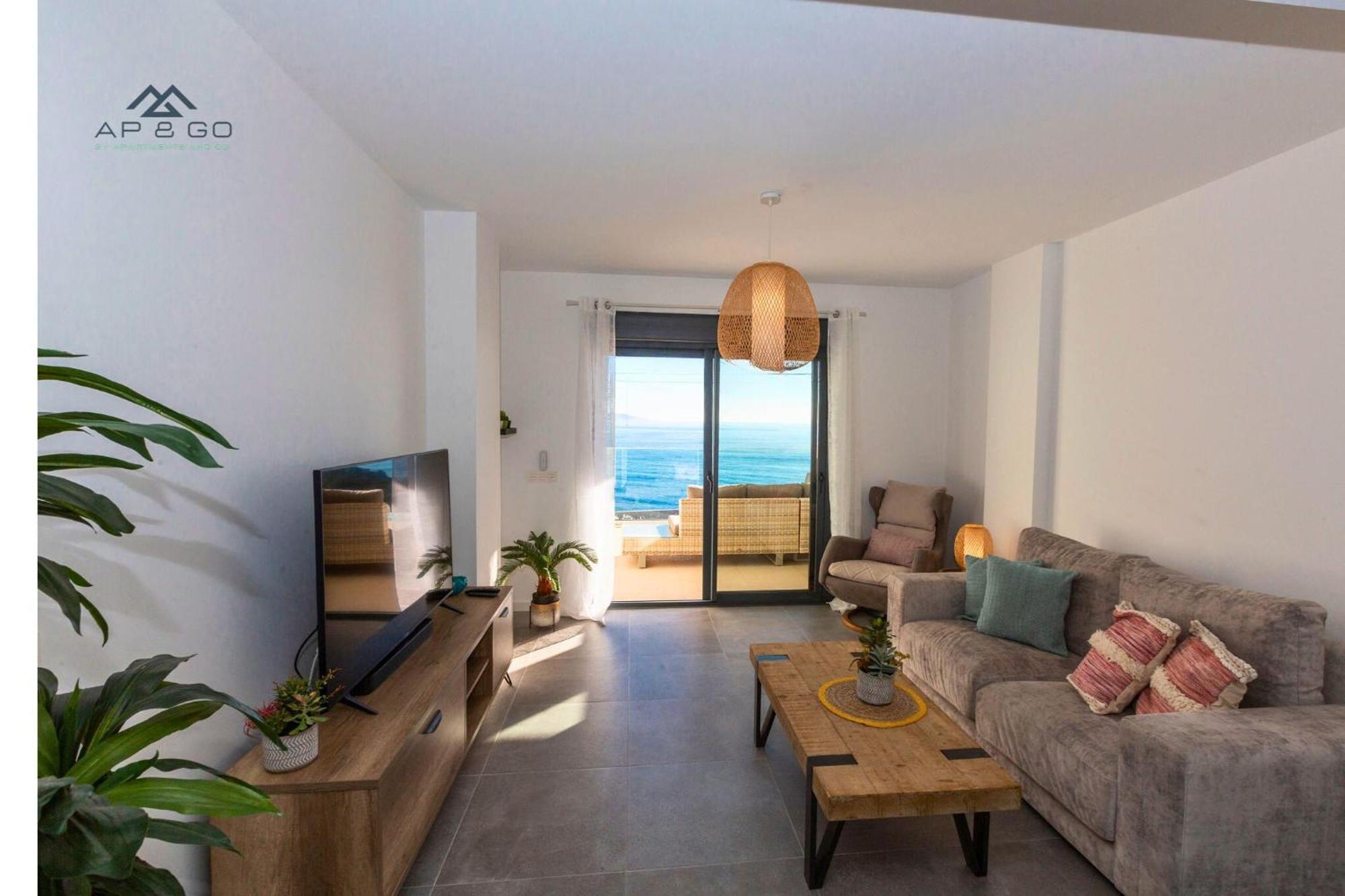 Sky Marina Luxury *